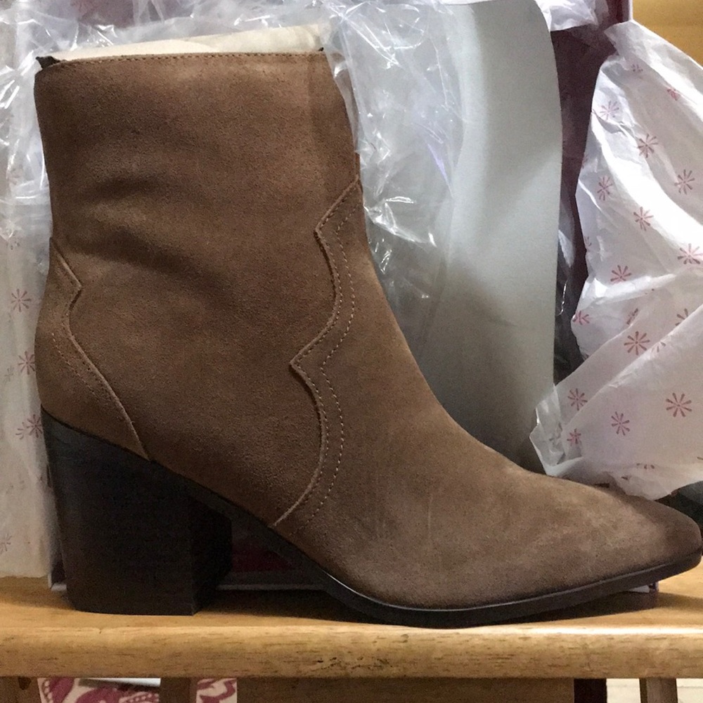 Isaac Mizrahi Tan Suede Boot